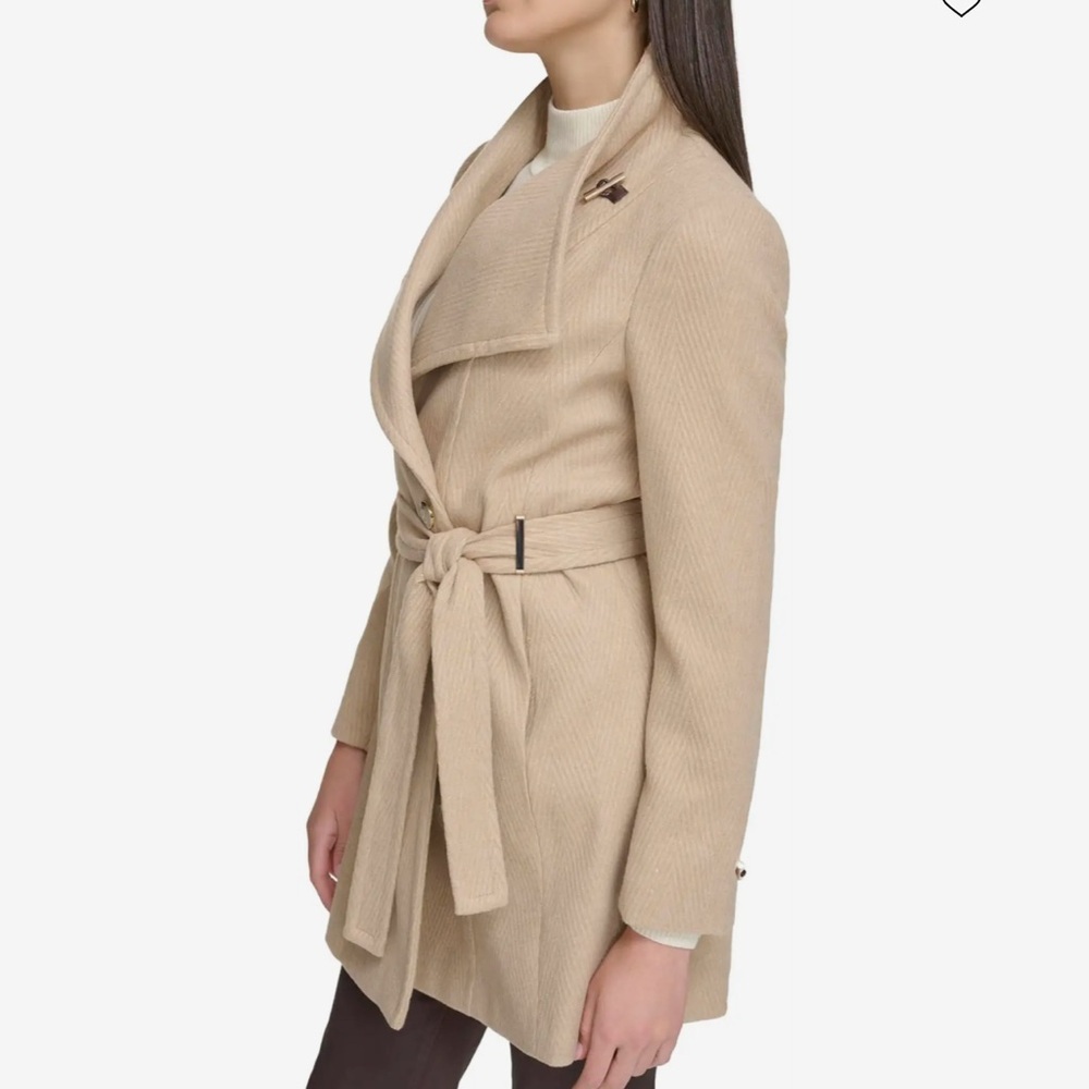 Calvin Klein Women's Beige Wool Wrap - Picture 15 of 16